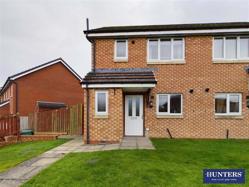 Thomlinson Avenue, Carlisle, CA2 7BF 3 bed semidetached house £135,000