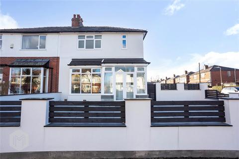 3 bedroom semi-detached house to rent, Crompton Way, Bolton, BL2 2RU