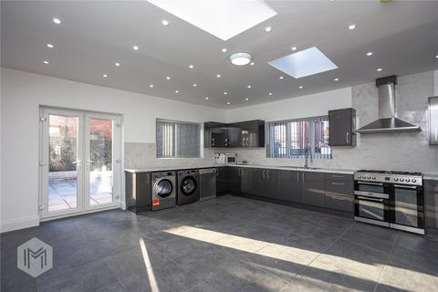 3 bedroom semi-detached house to rent, Crompton Way, Bolton, BL2 2RU