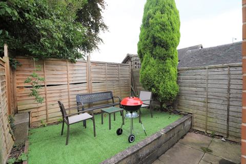 4 bedroom terraced house to rent, Duke Street, Newcastle-under-Lyme, ST5