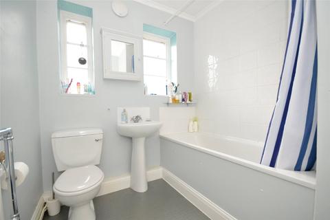 46 Denison Close, London, N2 0JU