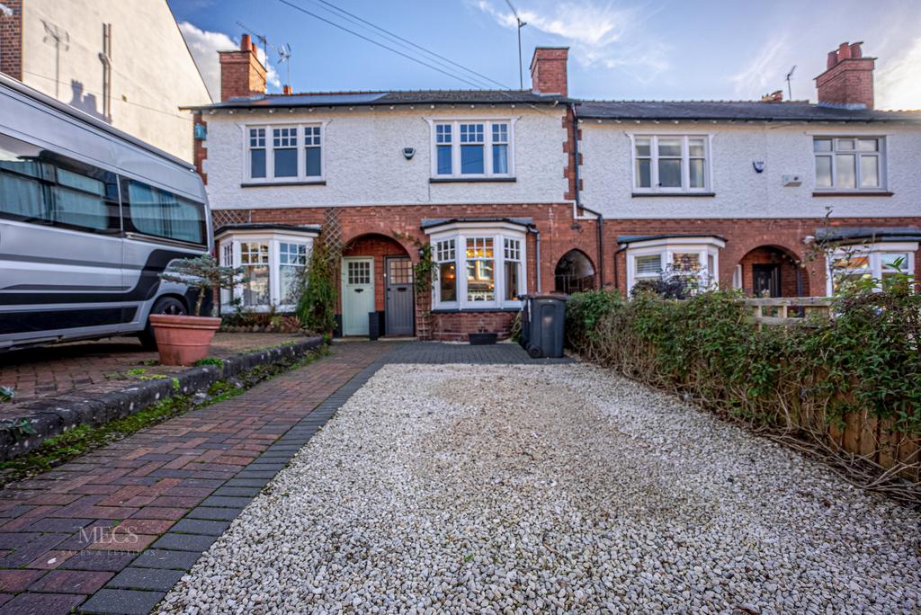 Victoria Road, Harborne, Birmingham, West Midlands, B17 0AQ 2 bed