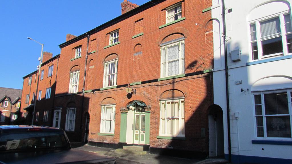 Oswestry, Shropshire SY11 Property £490,000