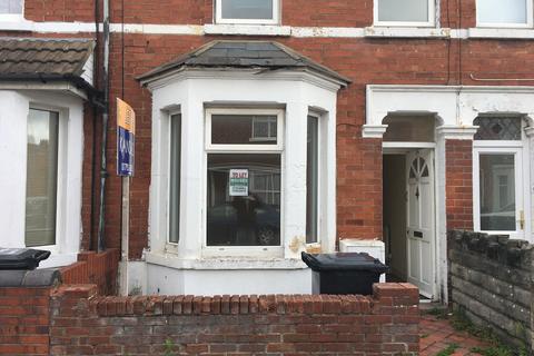 3 bedroom terraced house to rent, Rosebery Street, Swindon SN1