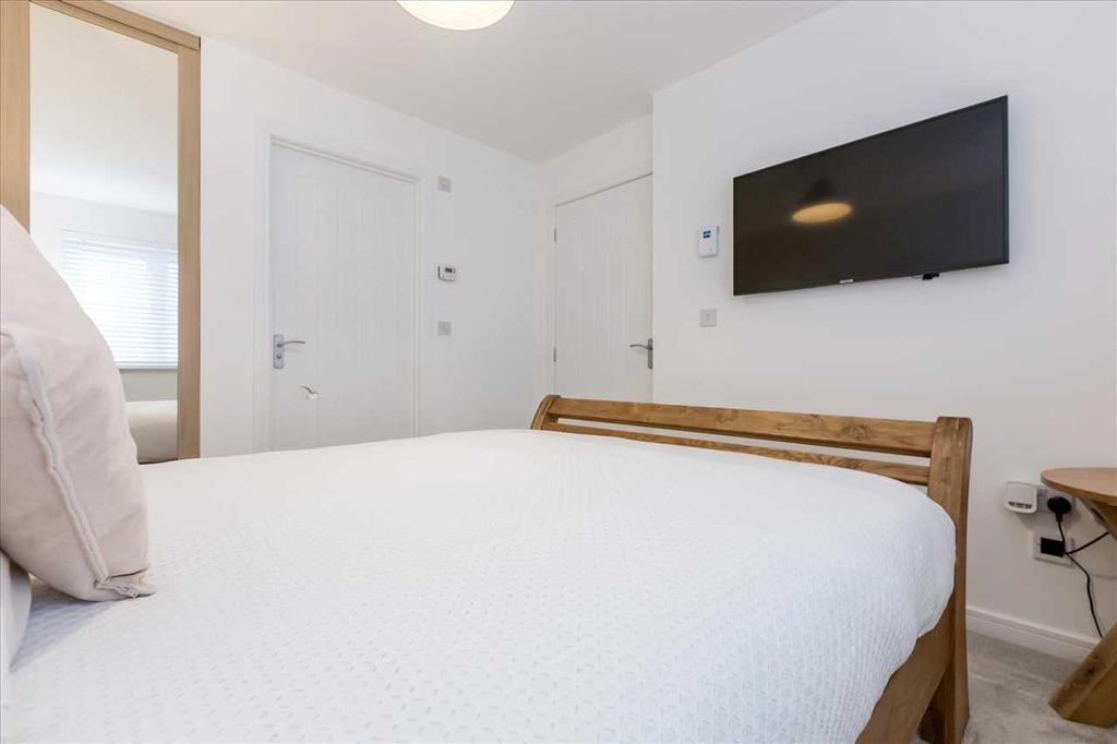 Bedroom One (2)