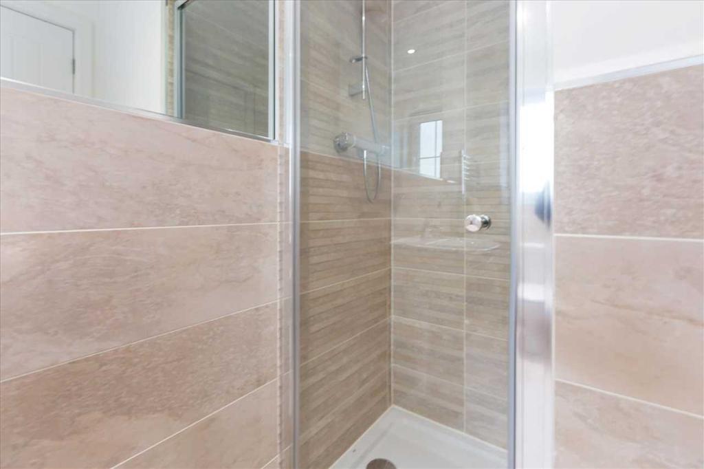 En-Suite (2)