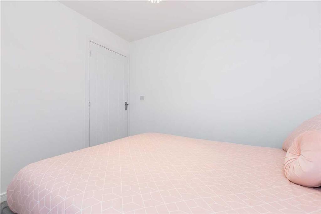Bedroom Two (2)