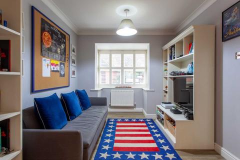 1 Aberaman, Emmer Green, Reading, RG4 8LD