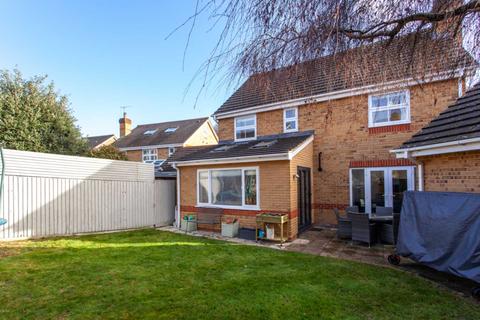 1 Aberaman, Emmer Green, Reading, RG4 8LD