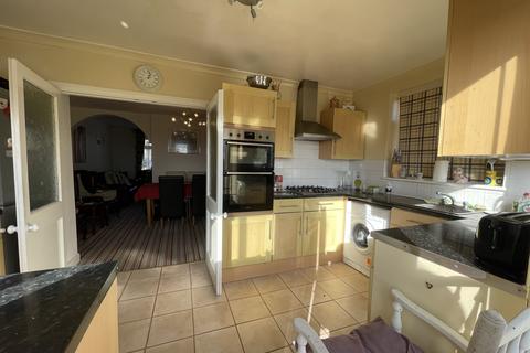 36 Verderers Road, Chigwell, IG7 4NA