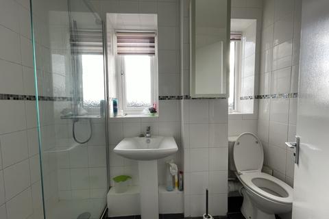 36 Verderers Road, Chigwell, IG7 4NA