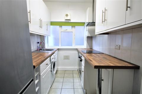 2 bedroom apartment to rent, Highfield Court, Highfield Road, Golders Green, NW11