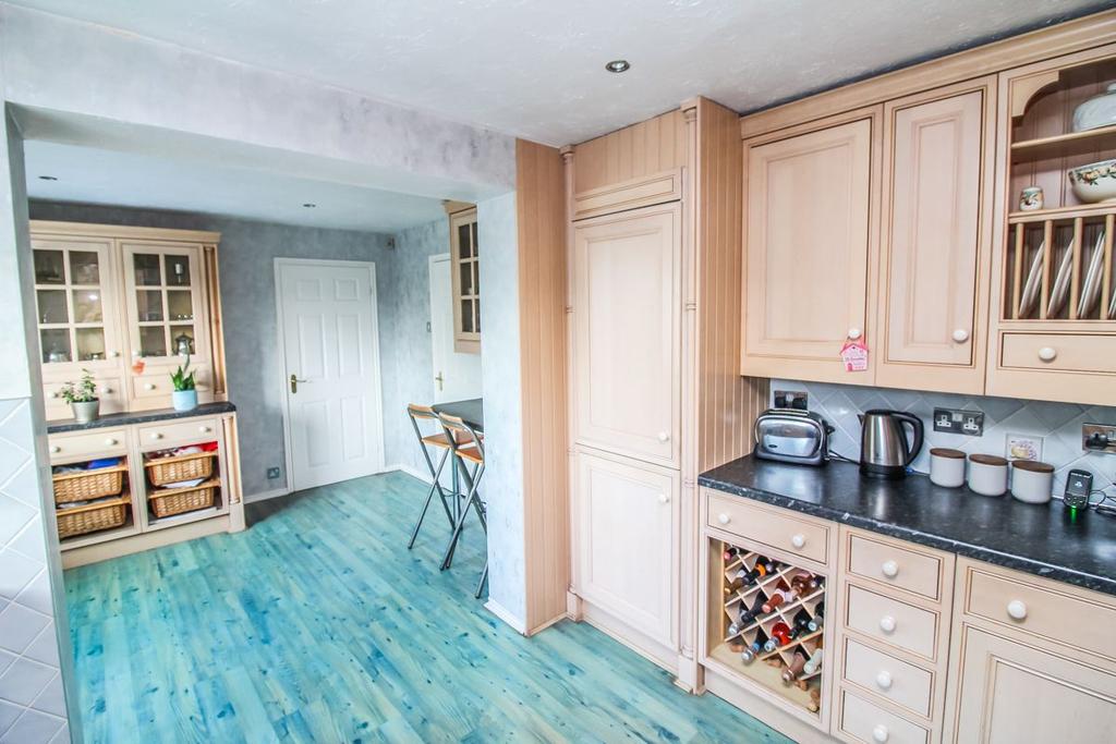 Kitchen pic 3