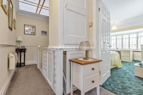 54 Allerford Road, London, SE6 3DF
