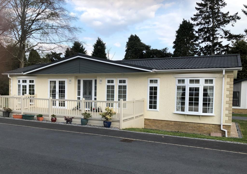 Regency Court, Newton Abbott, Devon, TQ12 2 bed park home for sale £