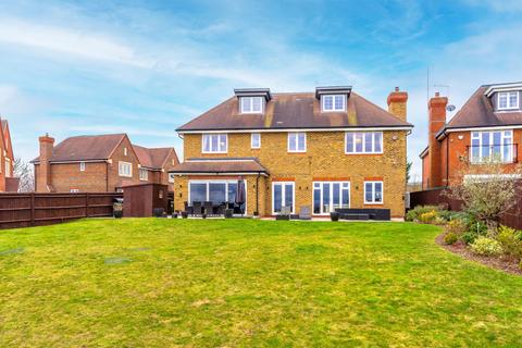 19 Priest Hill Close, Epsom, KT17 3FD