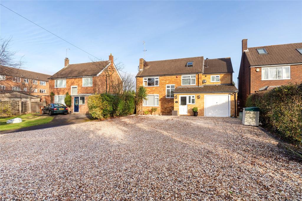 Waterloo Road, Wokingham, Berkshire... 5 bed detached house £800,000