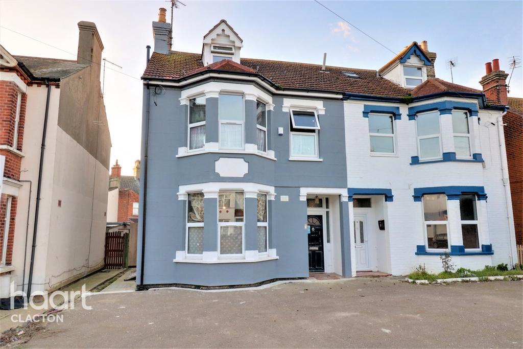 Hayes Road, ClactonOnSea 6 bed semidetached house for sale £360,000
