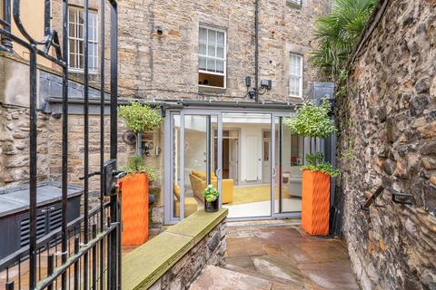 20a Coates Crescent, Edinburgh, EH3 7AF