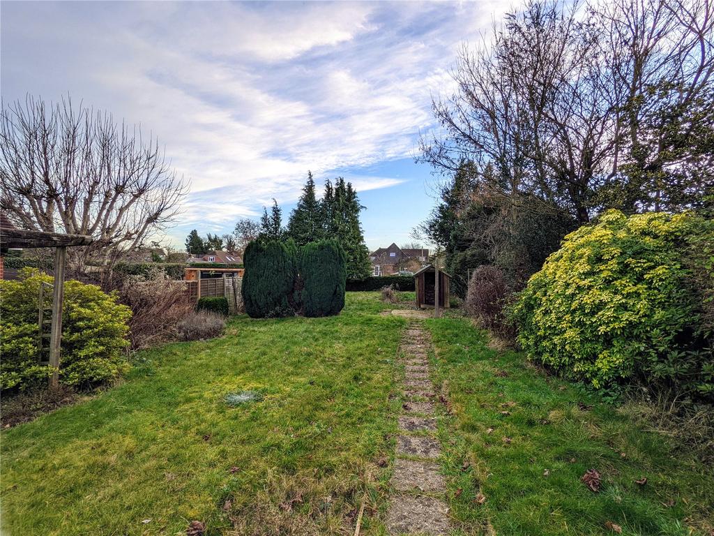 Linden Avenue, Old Basing, RG24 2 bed bungalow £485,000