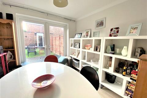 50 Benning Way, Wokingham, RG40 1XX