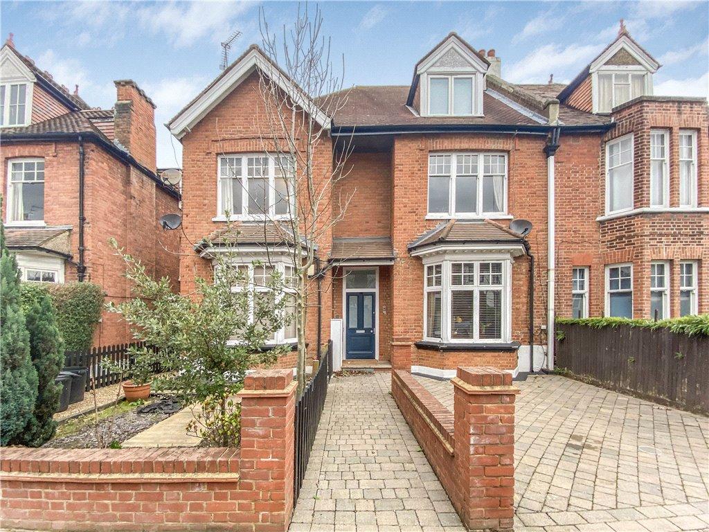 Rusholme Road, Putney, SW15 4 bed apartment £3,750 pcm (£865 pw)
