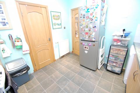 112 Ashdale Drive, Glasgow, G52 1NJ