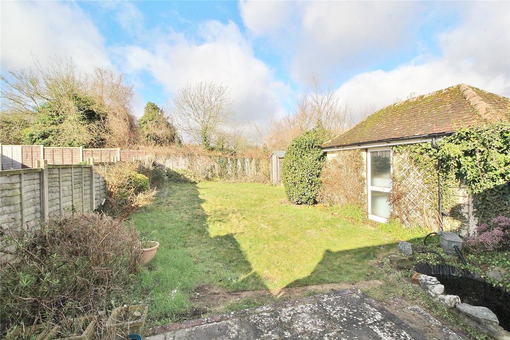 Downside Avenue, Findon Valley... 2 bed bungalow £425,000