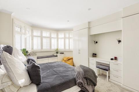 4 Treve Avenue, Harrow, HA1 4AJ