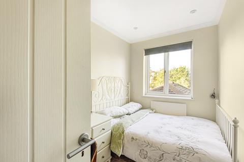4 Treve Avenue, Harrow, HA1 4AJ