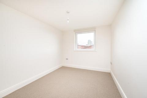 2 bedroom flat for sale, RIVERSIDE WEST, SMUGGLERS WAY, SW18