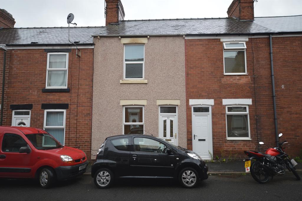 Elton Street, Town Centre, Chesterfield 2 bed terraced house £575 pcm