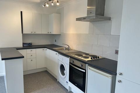 1 bedroom apartment to rent, Grenville Avenue, Exeter
