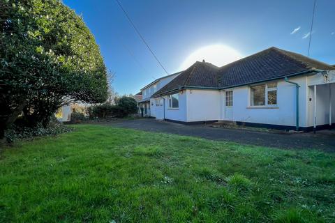 97 Newcourt Road, Topsham, Exeter, EX3 0BU