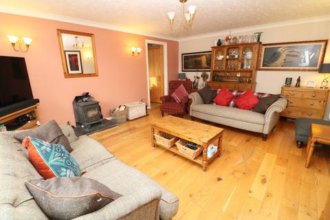 8 Hazel Drive, Hollywood, Birmingham, B47 5RJ