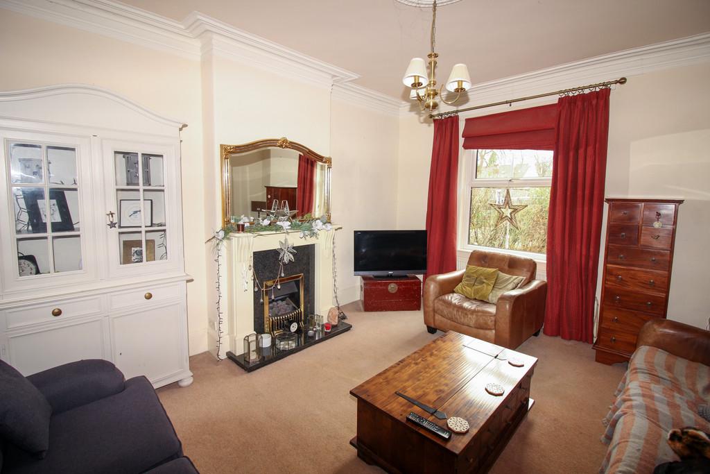 West End, Hurworth, Darlington 3 bed cottage £250,000