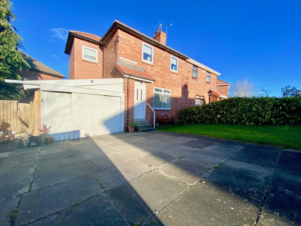 Wardle Gardens, Felling 4 bed semidetached house £150,000