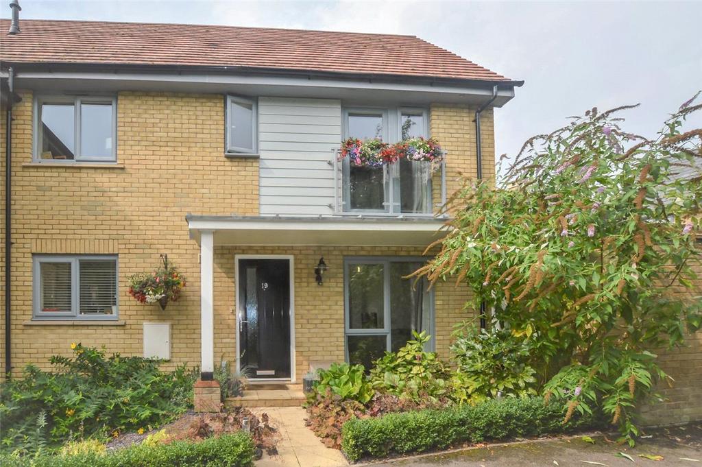 Kingcup Avenue, Hemel Hempstead 3 bed property £450,000