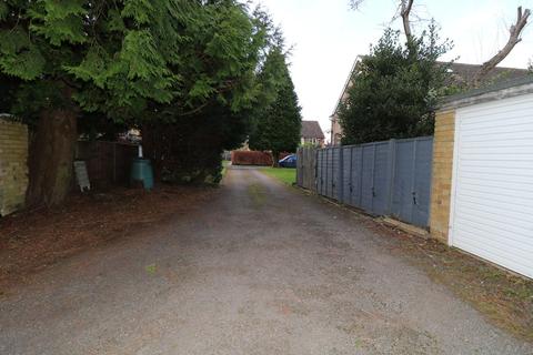 35 Denton Close, Kenilworth, CV8 1BJ