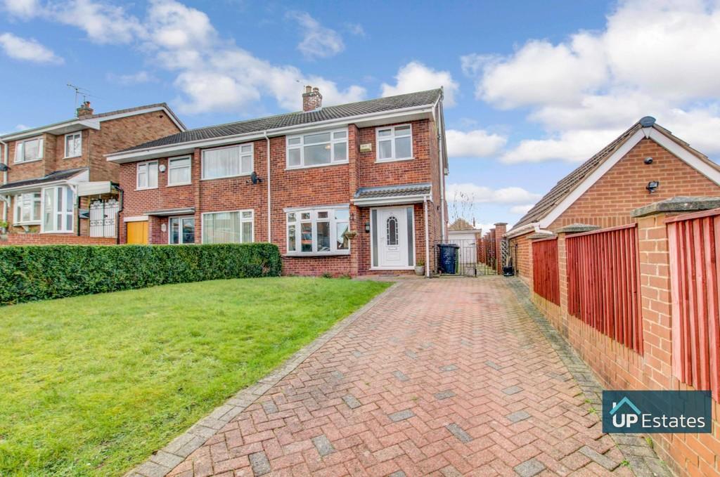 Berwyn Way, Nuneaton 4 bed semidetached house £260,000