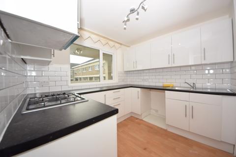 1 bedroom flat to rent - Stocksfield Road, London, E17
