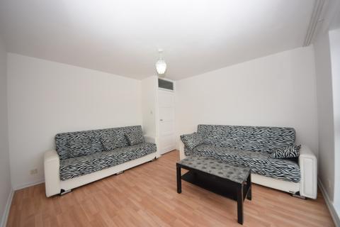 1 bedroom flat to rent - Stocksfield Road, London, E17