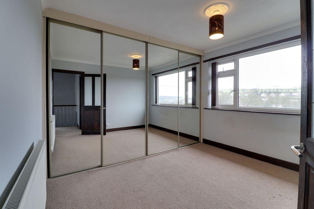 Bedroom 1 (Double)