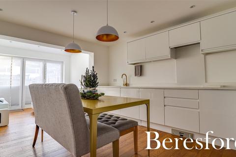20 Regency Court, Brentwood, CM14 4LU