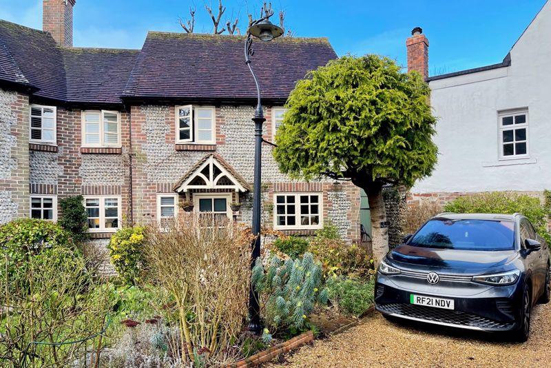 Old London Road, Brighton 3 bed semidetached house £600,000