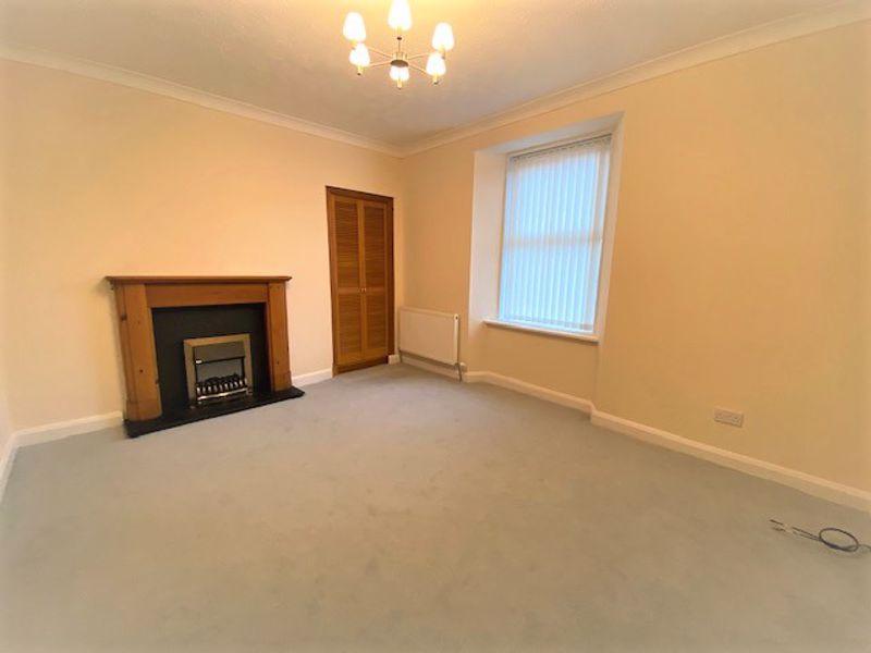 Meadowfoot Road, West Kilbride 1 bed flat £55,000