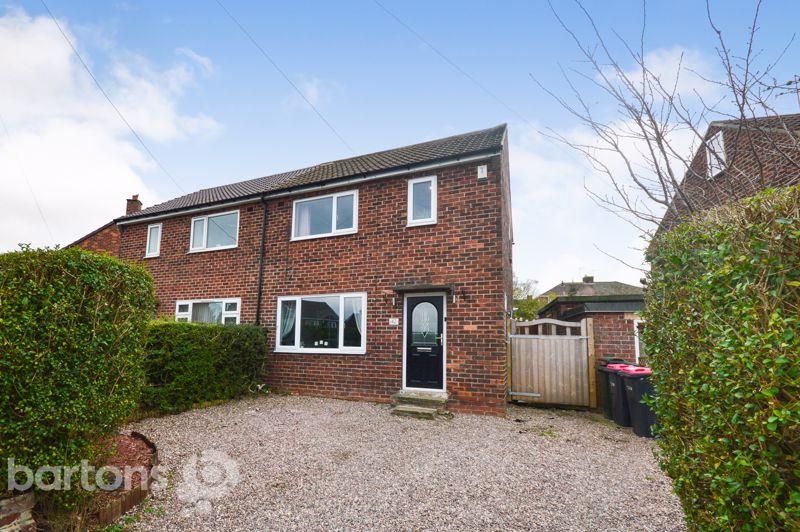 Blackthorn Avenue, Bramley 3 bed semidetached house £150,000