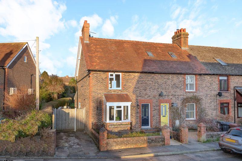 Gordon Road, Buxted 3 bed character property £425,000