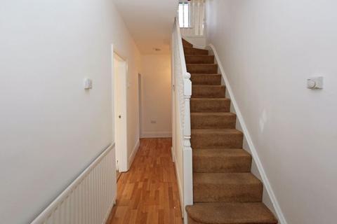 120 Cross Road, Albrighton, Wolverhampton, WV7 3QP