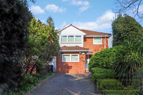 undefined, The Avenue, Finchley Central, London, N3